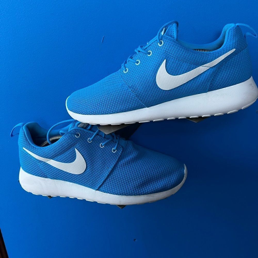 EUC Authentic Nike Rosherun Blue Hero/Sail 511881 411 US 11